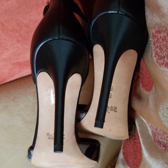 Shoes - Picture 8 of 8